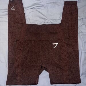 Gymshark high waisted leggings in color burgundy